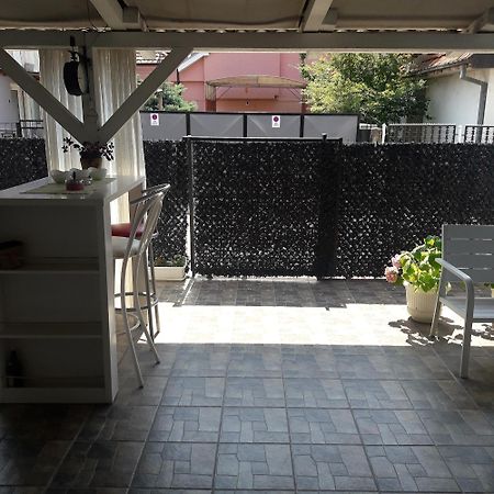 Apartmani Ni Exteriör bild