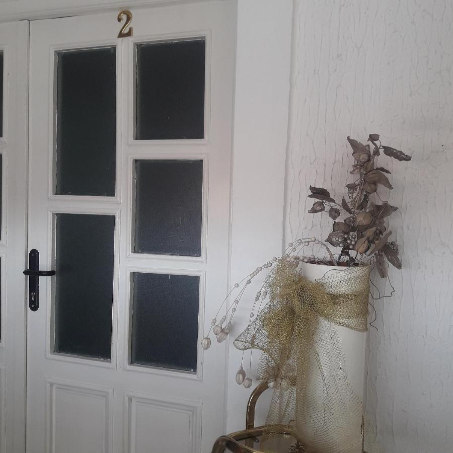 Apartmani Ni Exteriör bild