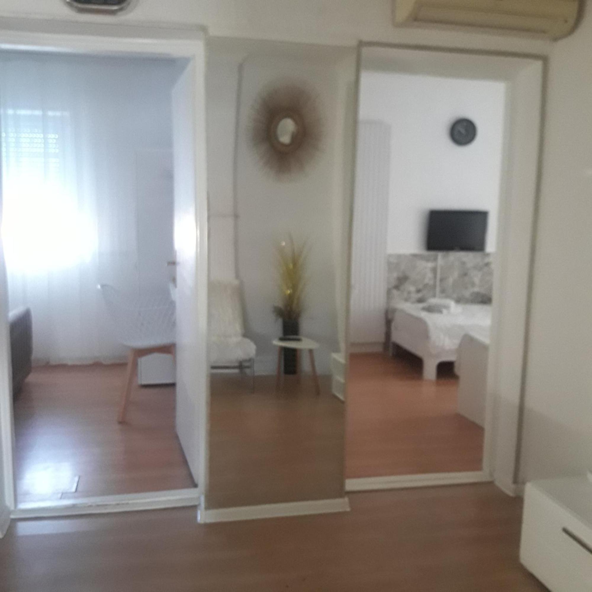 Apartmani Ni Exteriör bild