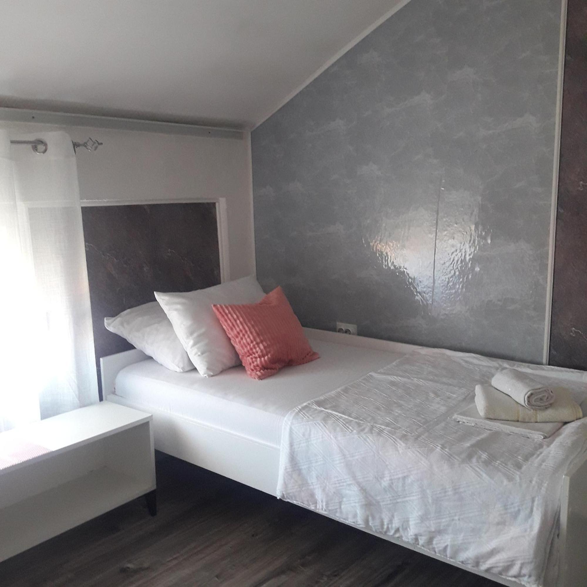 Apartmani Ni Exteriör bild