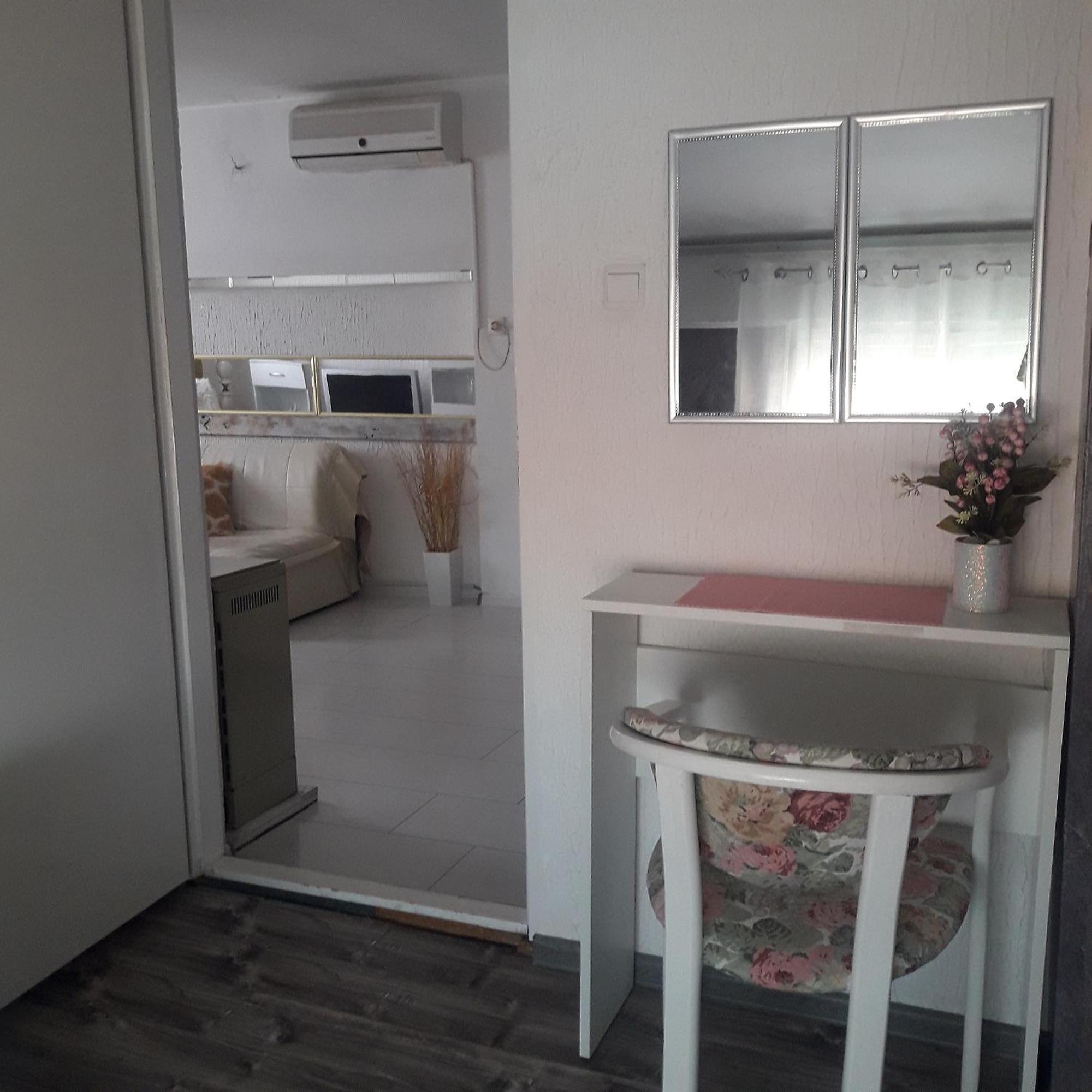 Apartmani Ni Exteriör bild